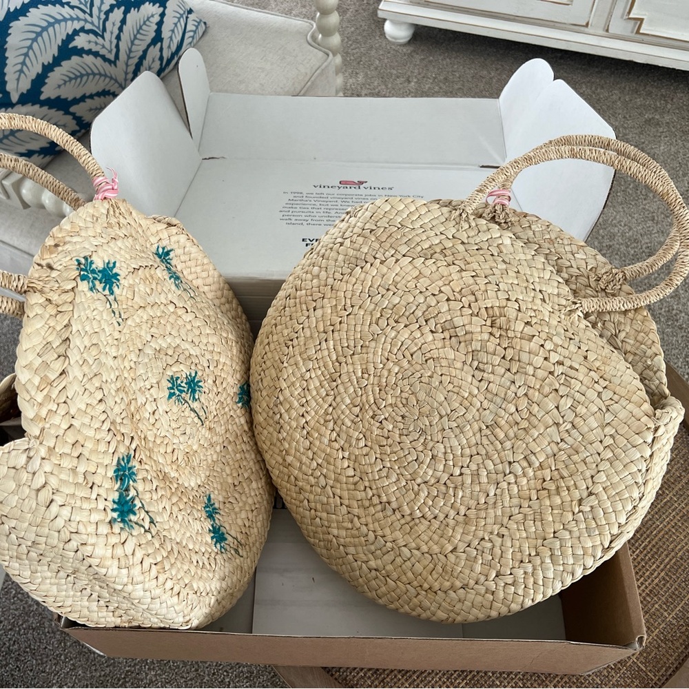Vineyard Vines Beach Bag with Palm Trees! Brand new!!